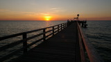 Ferienwohnung in Rerik - Ferienwohnung/Appartement Seem&ouml;we (Rerik) - Abends an der Seebr&uuml;cke