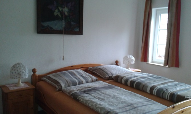 Ferienwohnung in S&uuml;sel - Ferienhof Haas - Kinderzimmermit kleinem Kinderbett
