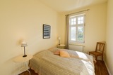 Ferienwohnung in Neuenkirchen - Gutshaus Grubnow auf R&uuml;gen - Schlafzimmer 1