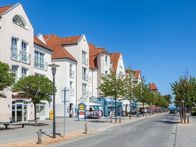 Ferienwohnung in K&uuml;hlungsborn - Haus Olymp - Hermannstra&szlig;e 26- geradezu der Strand