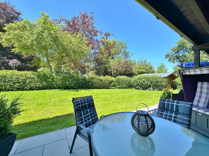 Ferienwohnung in Sch&ouml;nhagen - FerienWohnung Perlentaucher -  Blick in den Garten