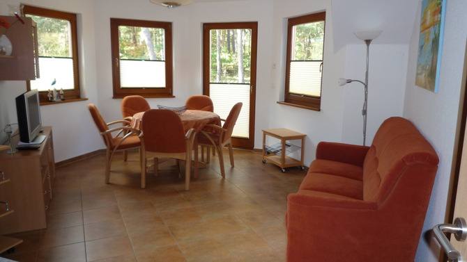 Ferienwohnung in Trassenheide - M&ouml;wennest - Wohnzimmer