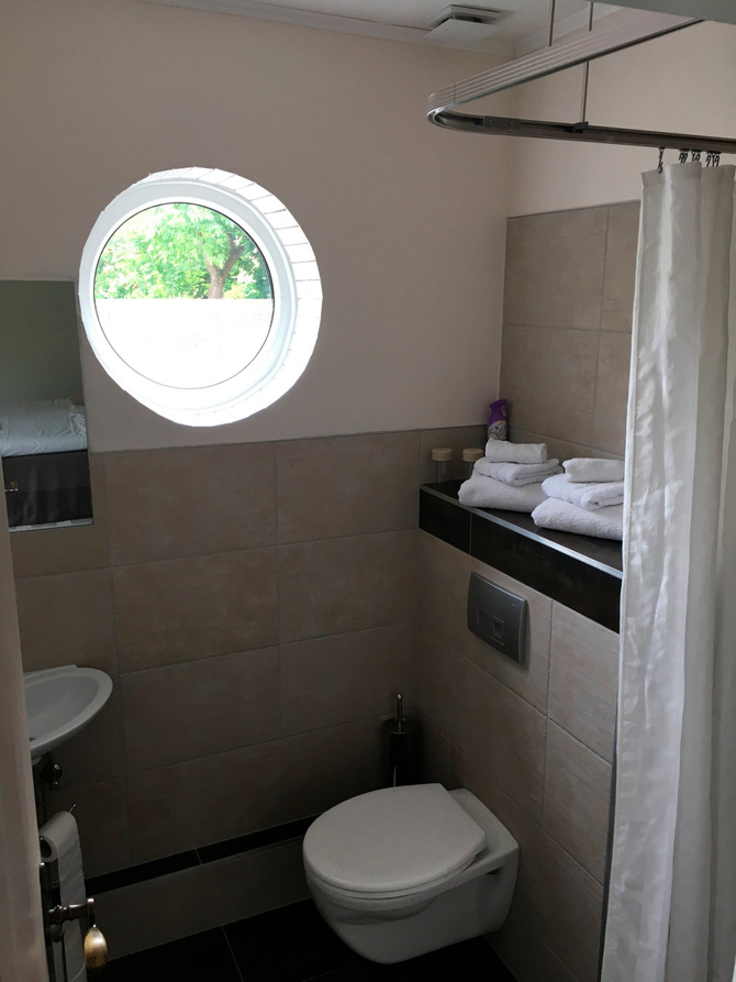 Appartement in S&uuml;sel - Haus Christa - Dusche und WC