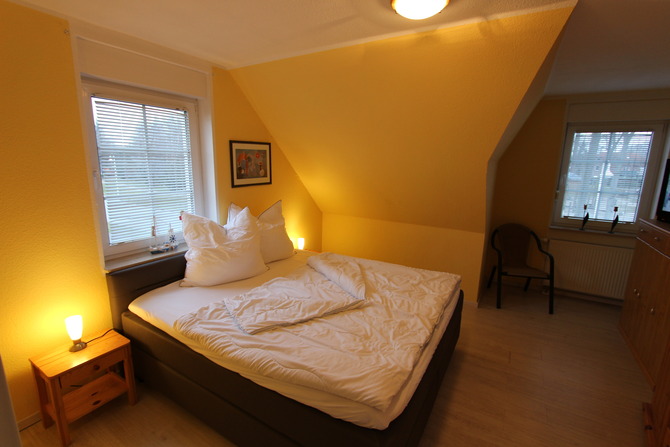 Ferienhaus in Ostseeheilbad Zingst - Weidenstra&szlig;e 6 - Schlafzimmer II