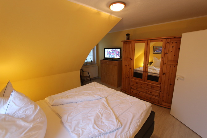 Ferienhaus in Ostseeheilbad Zingst - Weidenstra&szlig;e 6 - Schlafzimmer II