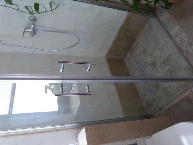 Ferienwohnung in Warnem&uuml;nde - Ziemer - Dusche und WC