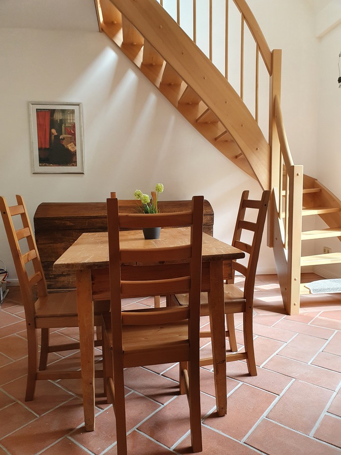 Ferienwohnung in Satjendorf - Ferienwohnung Gries-scher Hof - Treppenaufgang aus der Wohnk&uuml;che