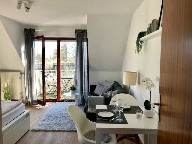Ferienwohnung in Gustow - Ferienwohnung "Mary Poppins" mit Balkon zwischen Strand, Wald & Wiese im S&uuml;dosten der Insel R&uuml;gen! - Bild 3