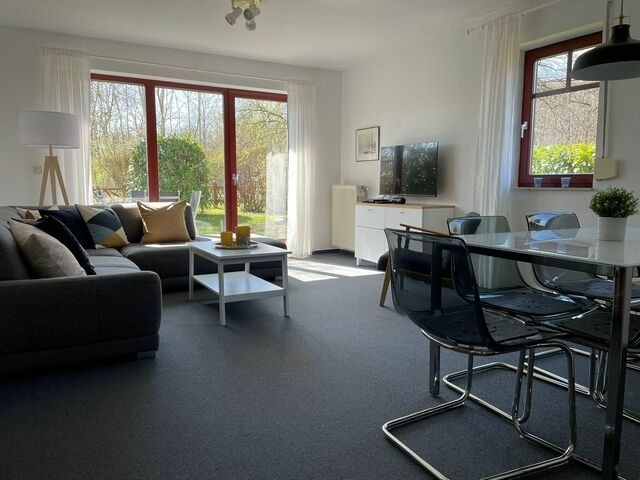 Ferienwohnung in Gustow - Ferienwohnung "Peter Pan" mit Sonnenterrasse & Garten zwischen Strand, Wald & Wiese auf R&uuml;gen! - Bild 9