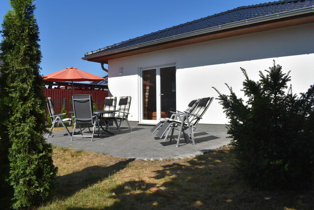 Ferienhaus in Karlshagen - Ferienhaus Moritz - mit gro&szlig;em Garten - Bild 3