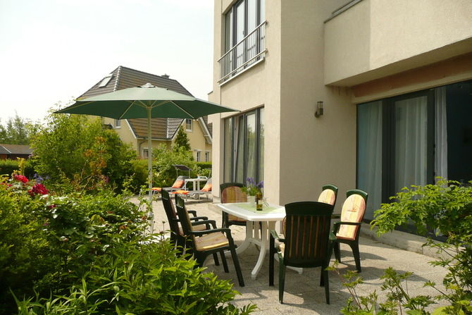 Ferienwohnung in B&ouml;rgerende - Appartement 1 - Familiensuite - 30qm Terrasse