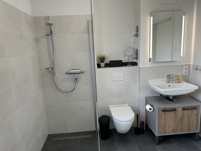 Ferienwohnung in Boltenhagen - Wei&szlig;e Villen Whg. 18 - Badezimmer