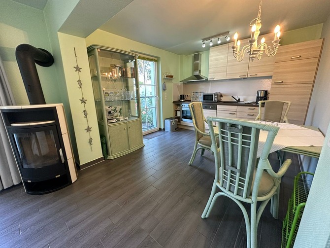 Ferienwohnung in Ostseeheilbad Zingst - Whg S, Ihr UrlaubsZuhause - K&uuml;che mit Essplatz