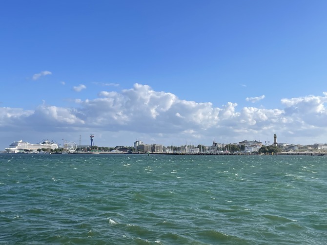 Ferienwohnung in Rostock - Zur gro&szlig;en Strandperle - Blick auf Warnem&uuml;nde