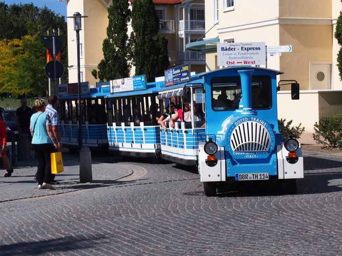 Ferienwohnung in K&uuml;hlungsborn - Strandstra&szlig;e 32 - B&auml;derbahn