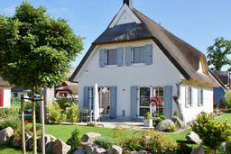 Traum Reethaus am Meer mit Pool, Sauna & Yoga