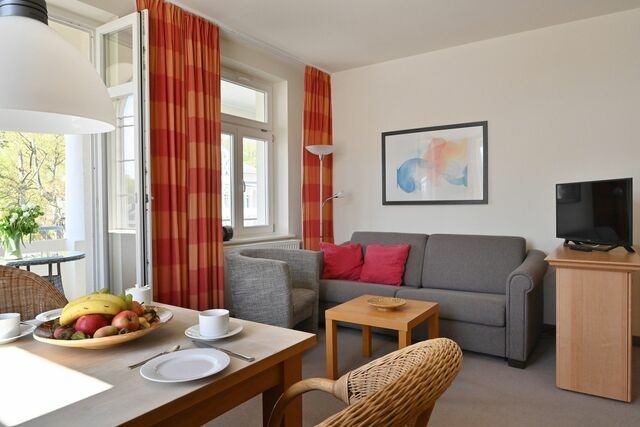 Ferienwohnung in Sellin - Ferienwohnung 9 in Sellin auf R&uuml;gen Villa Celia 6 Pers. WLAN, Sauna 200 m vom Strand entfernt - Bild 4