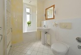 Ferienwohnung in Sellin - Ferienwohnung 9 in Sellin auf R&uuml;gen Villa Celia 6 Pers. WLAN, Sauna 200 m vom Strand entfernt - Bild 9