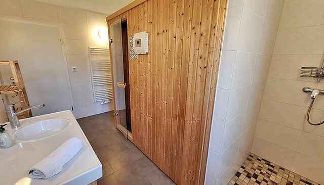 Ferienhaus in Heringsdorf - Anna**** BRINKMANNHAUS 4-Sterne f&uuml;r Familien fast am Strand Sauna Terrasse Grill - Bild 7
