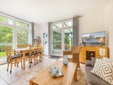 Ferienwohnung in Garz - Ferienwohnung - R&uuml;genbrise am Wasser mit Steg und Paddelboot - alles inklusive - Bild 2
