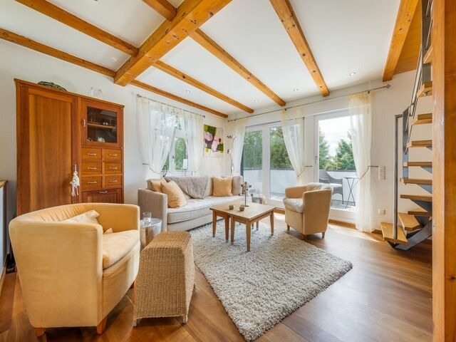 Ferienwohnung in Garz - Ferienwohnung - R&uuml;genbrise mit Seeblick mit 3 B&auml;dern, Steg und Paddelboot - alle inklusive - Bild 2
