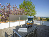 Ferienwohnung in Garz - Ferienwohnung - R&uuml;genbrise mit Seeblick mit 3 B&auml;dern, Steg und Paddelboot - alle inklusive - Bild 3