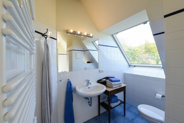 Ferienwohnung in Neuenkirchen (R&uuml;gen) - R&uuml;gen Ferienwohnung 8 am Wasser Gut Grubnow mit WLAN und Sauna - Bild 7