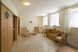 Ferienwohnung in Neuenkirchen (R&uuml;gen) - Gutshaus Grubnow Ferienwohnung 2 am Wasser Sauna und WLAN incl. - Bild 13